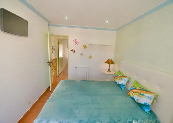 Lazy Days House - 2br With Terrace And Bbq Daire *