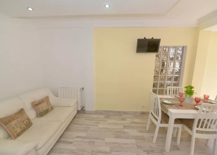 Lazy Days House - 2br With Terrace And Bbq Daire *